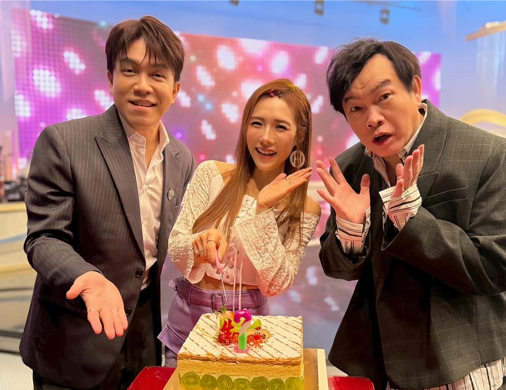 吳申梅被《綜藝一級棒》康康、許志豪突...